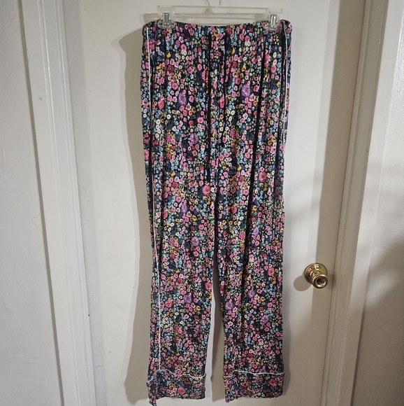 Posh Peanut Other - Posh Peanut Multicolor Floral Bamboo Pajama Pant